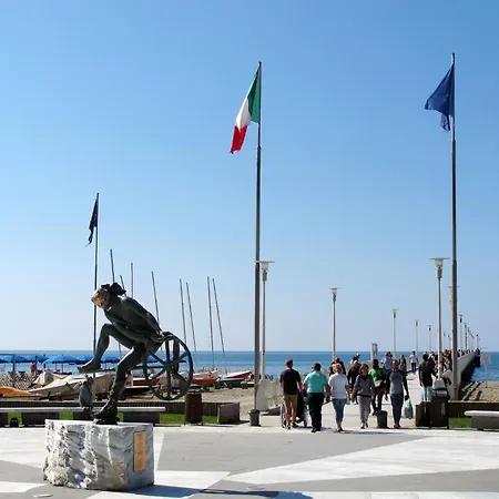 Holiday Venezia By Interhome Forte dei Marmi