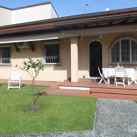 Holiday Venezia By Interhome * Forte dei Marmi